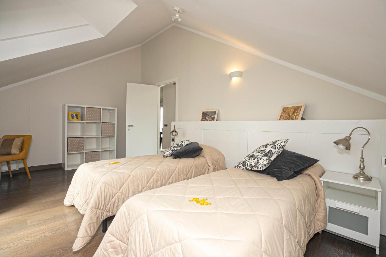 Real Italian Estate - Penthouse * Genova