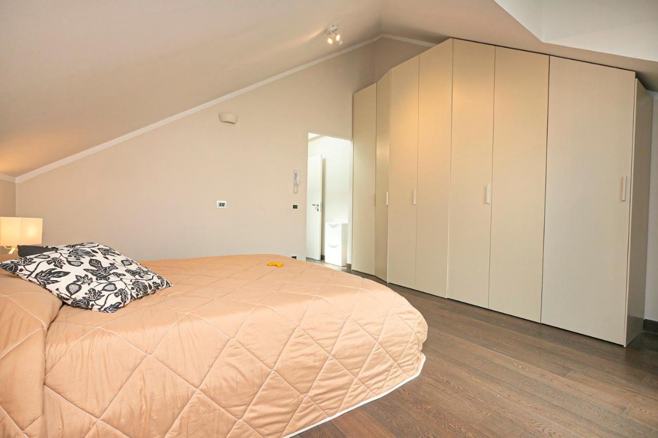 Real Italian Estate - Penthouse Appartamento Genova
